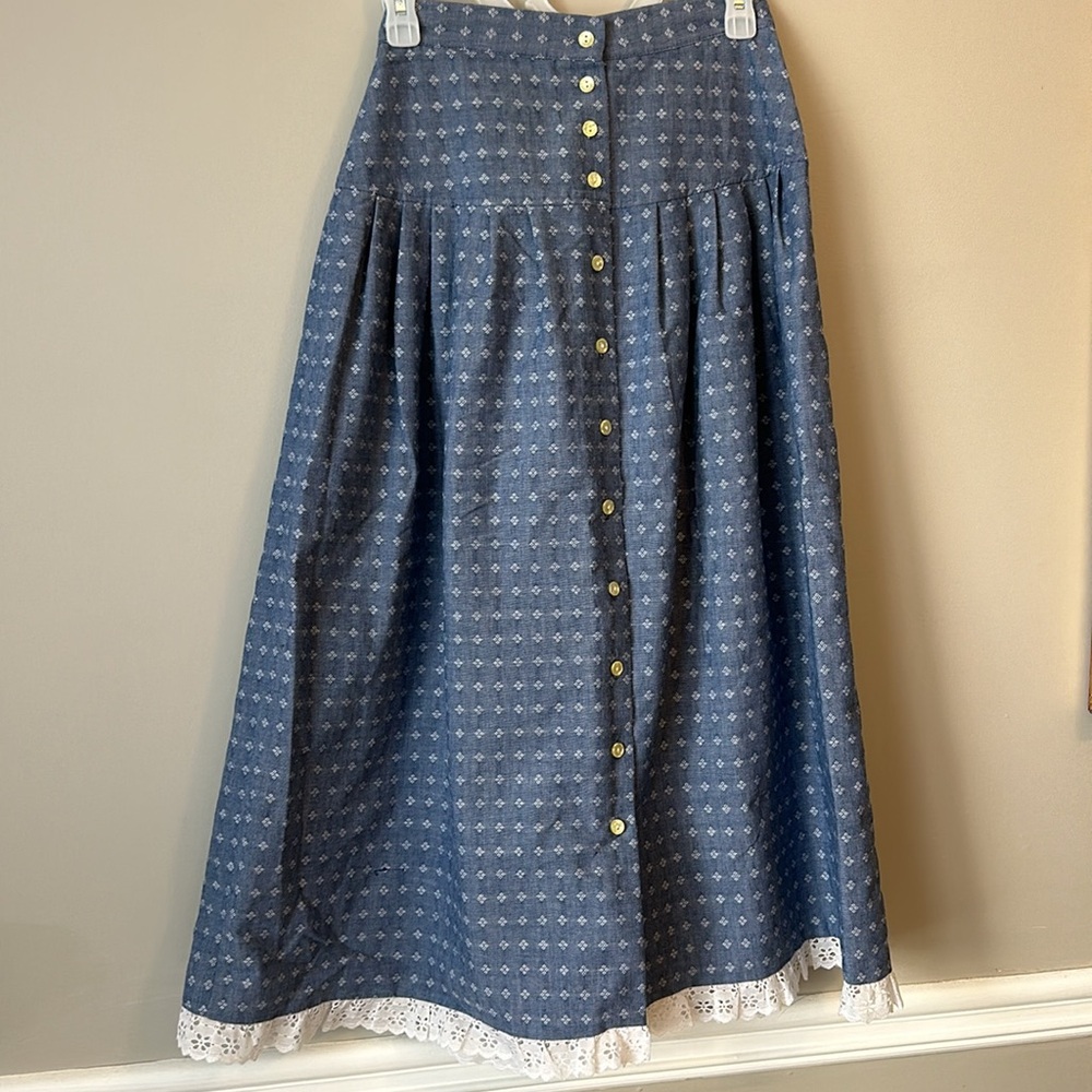 Vintage Hunter’s Run High Waist Embroidered Prairie Skirt